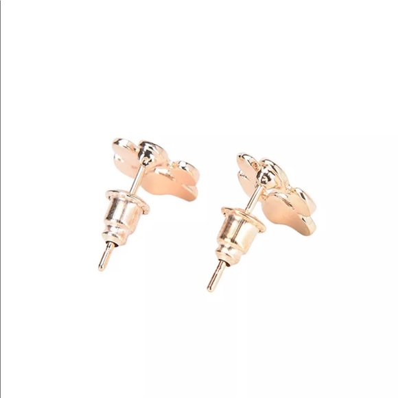 Rose Gold Puppy dog paw print stud earrings - Picture 6 of 8